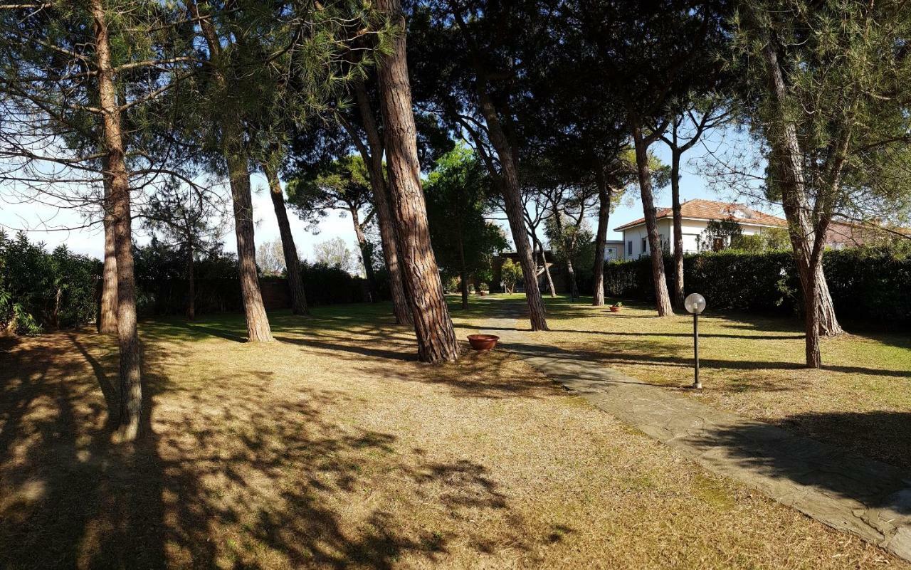 Appartement Mansarda Stefania à Ameglia Extérieur photo